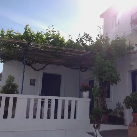 Апартаменты Blue Aegean Батси